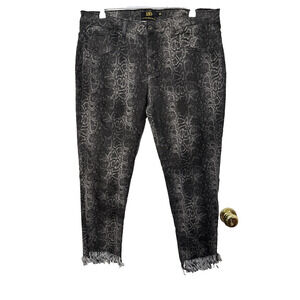 Lucky & Blessed Womens 18 Mid Rise Ankle Skinny Snakeskin Denim Jeans Sexy Biker